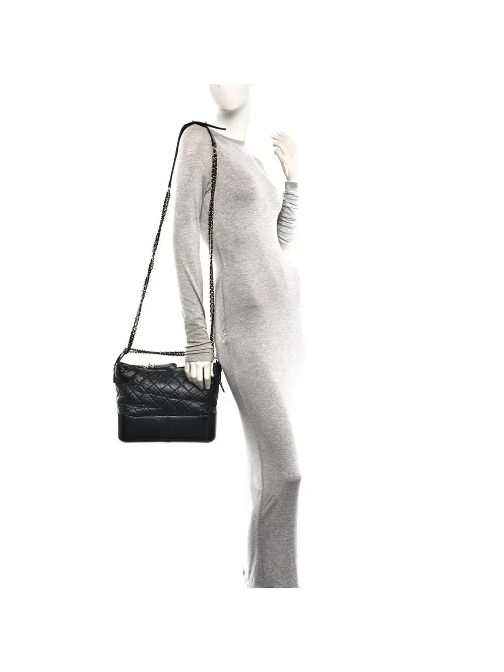 CHANEL indulge timeless